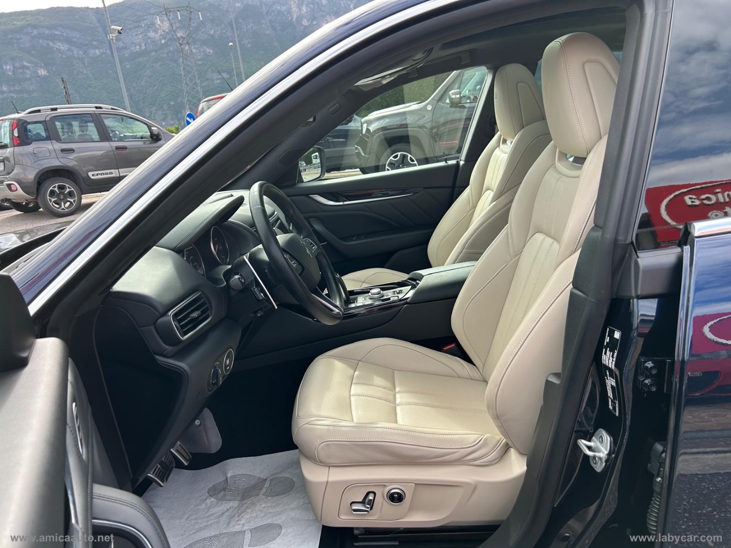 Levante V6 350 CV AWD Modena - immagine 13