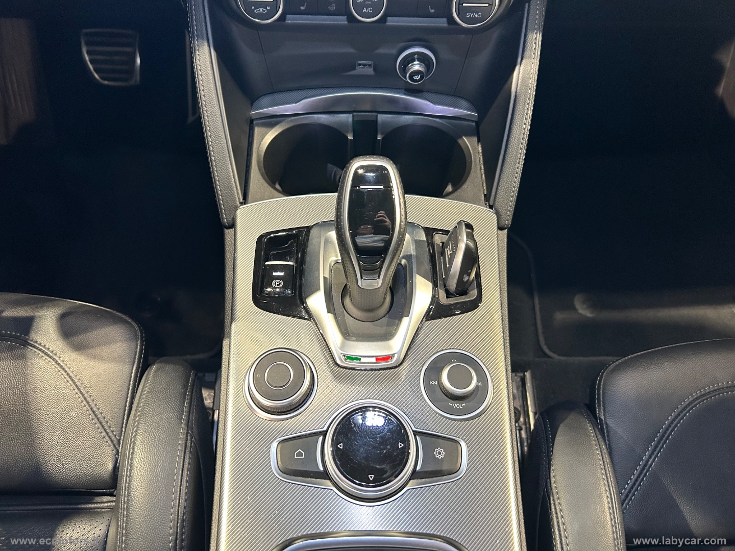 Stelvio 2.2 T.diesel 210CV AT8 Q4 Veloce - immagine 13