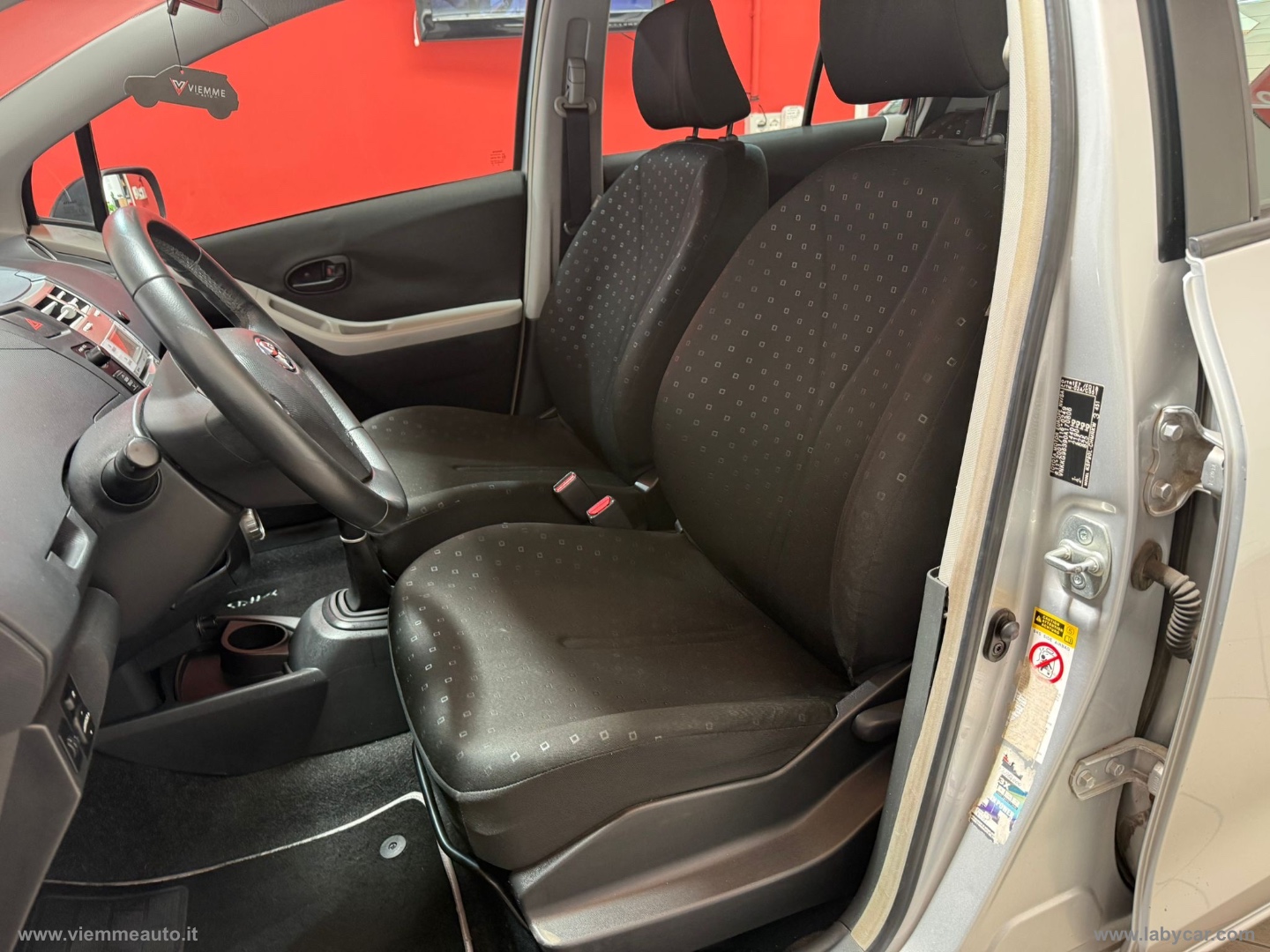 Yaris 1.0 5p. Now - immagine 13