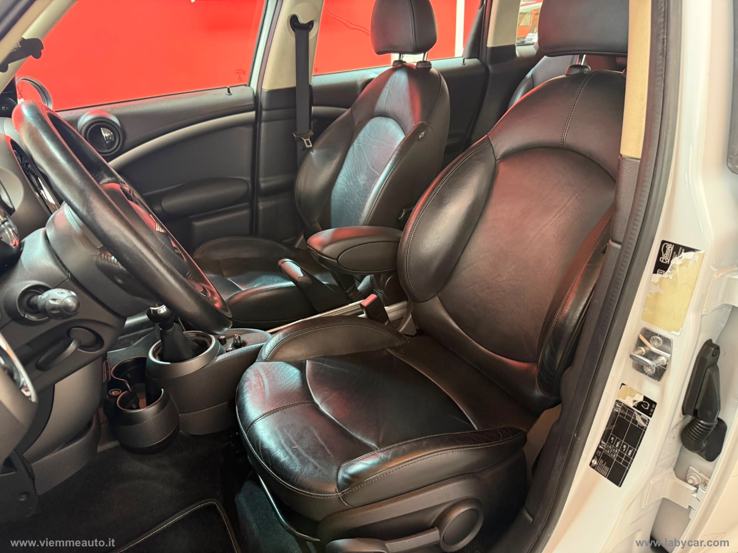 Mini Cooper D Countryman ALL4 - immagine 13