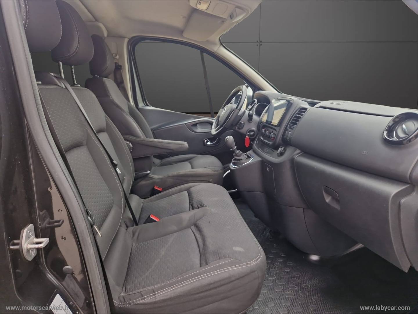 Vivaro 27 1.6 BiT. EcoF. PC-TN Combi - immagine 13