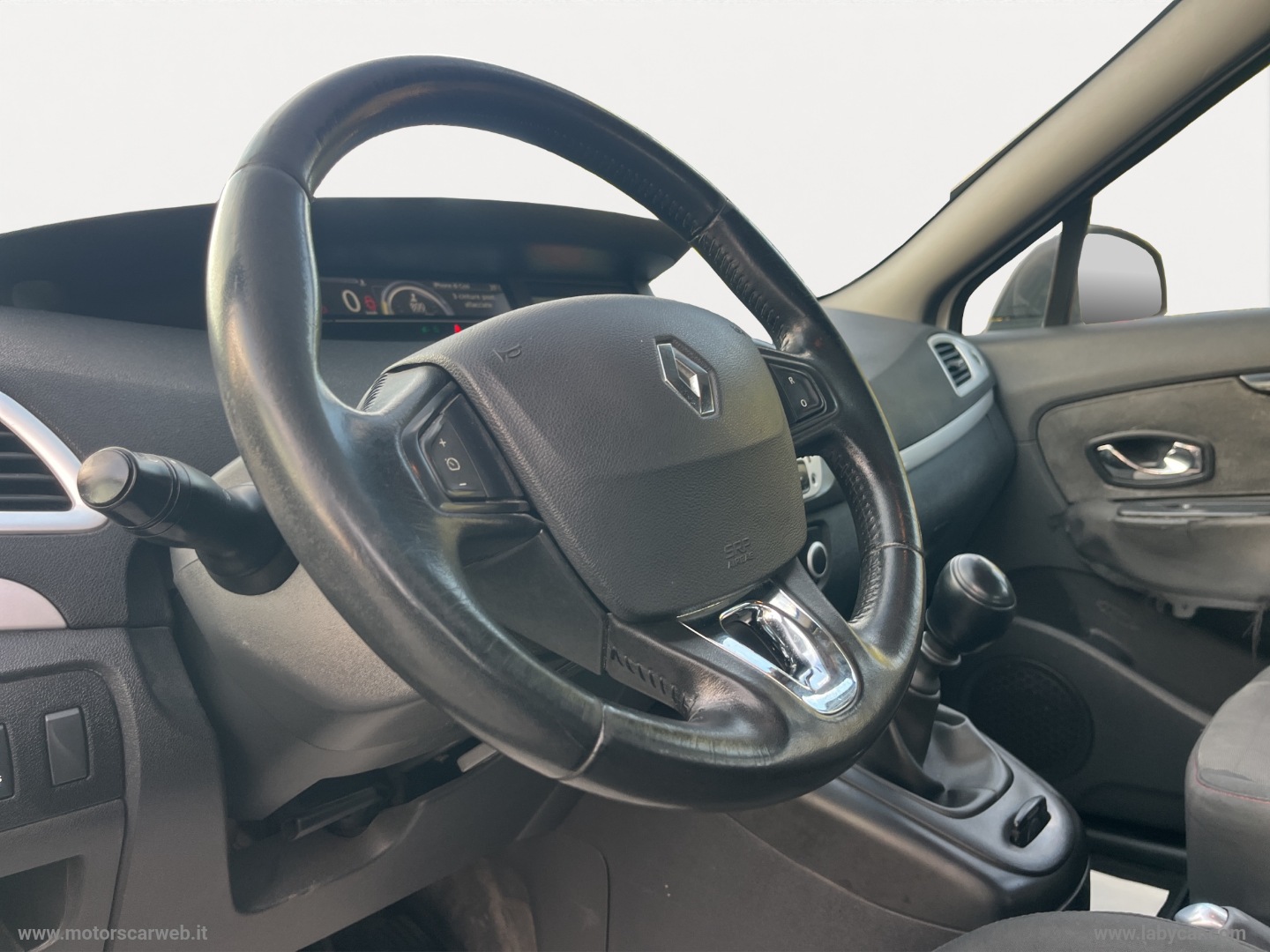 Scénic 1.5 dCi 110 CV EDC Limited - immagine 13
