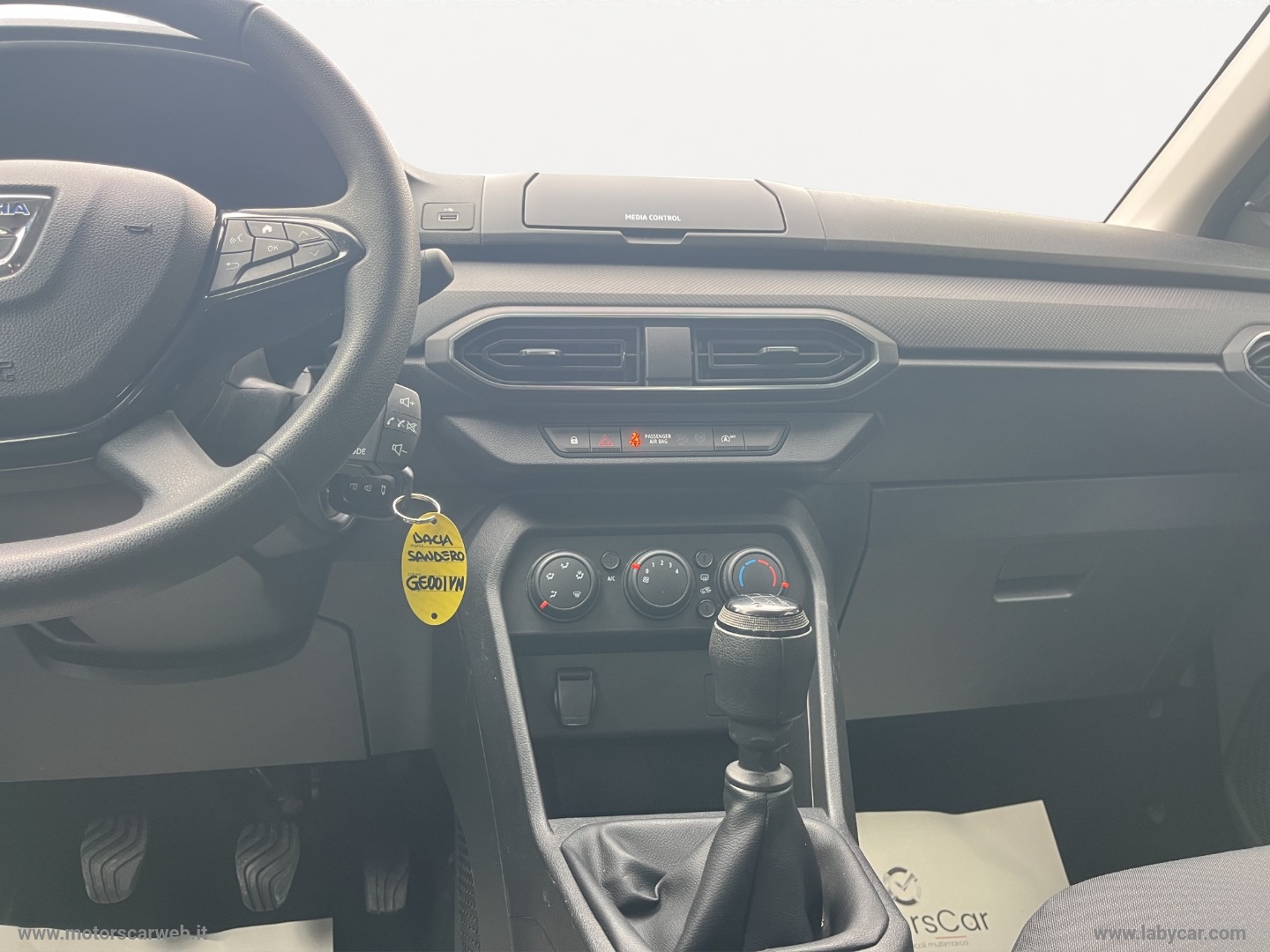 Sandero Streetway 1.0 SCe 65CV Essential - immagine 13