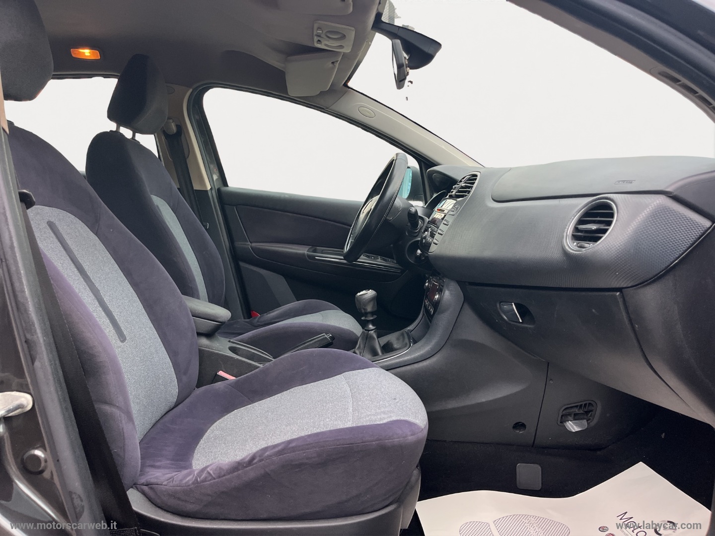 Bravo 1.6 MJT 120 CV Emotion - immagine 13