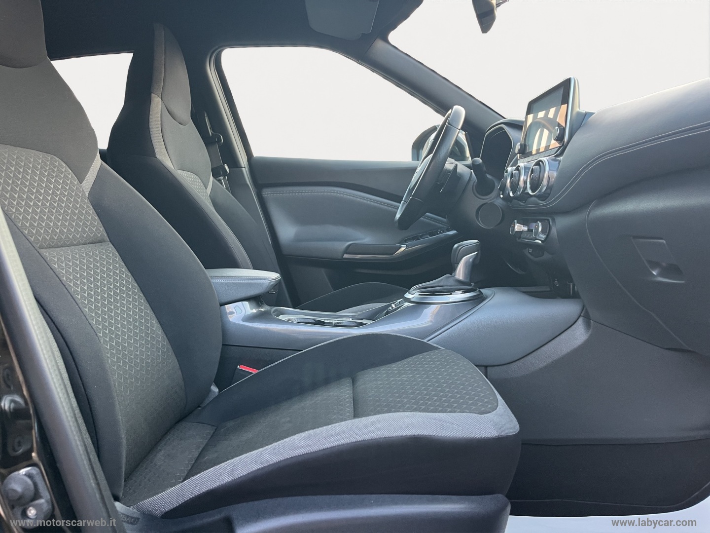 Juke 1.0 DIG-T 114 CV DCT N-Connecta - immagine 13