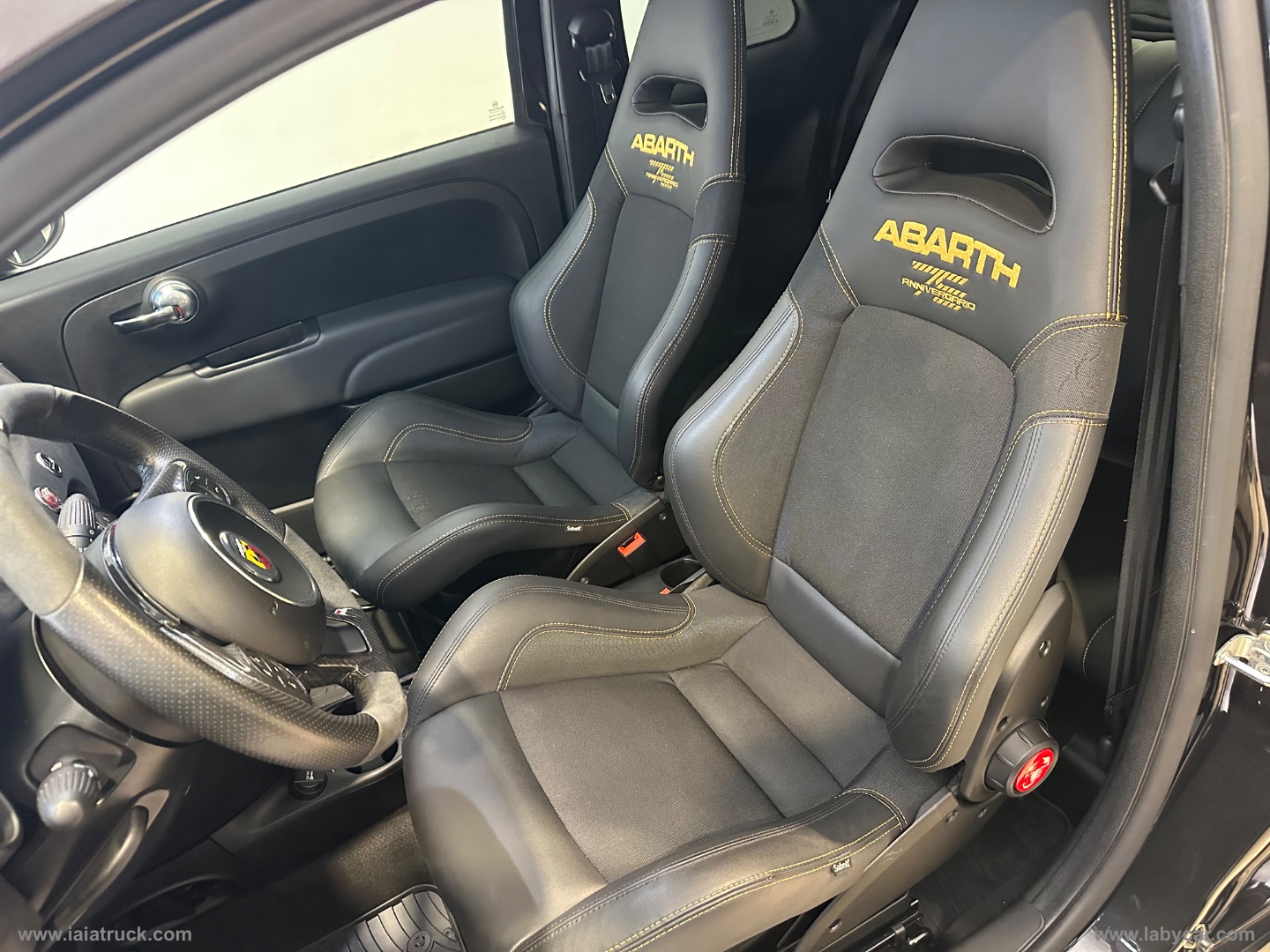 695 1.4 Turbo T-Jet 180 CV 75 Anniv. SOLO 1368 ESEMPLARI - immagine 13