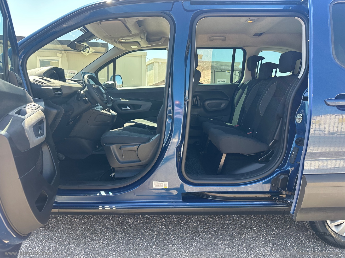 Rifter Mix BlueHDi Active AUTOCARRO N1 5 POSTI - immagine 13
