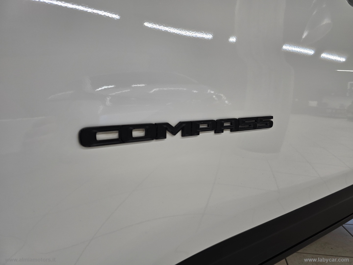 Compass 1.6 Mjt II 2WD Night Eagle - immagine 13