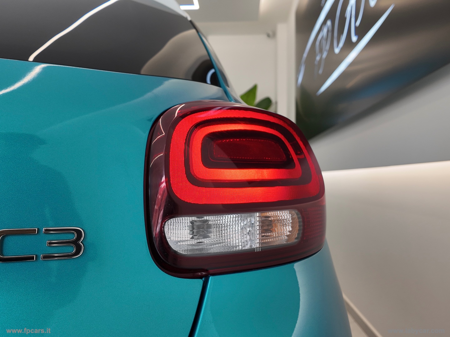 C3 BlueHDi 100 S&S Shine Pack - immagine 13