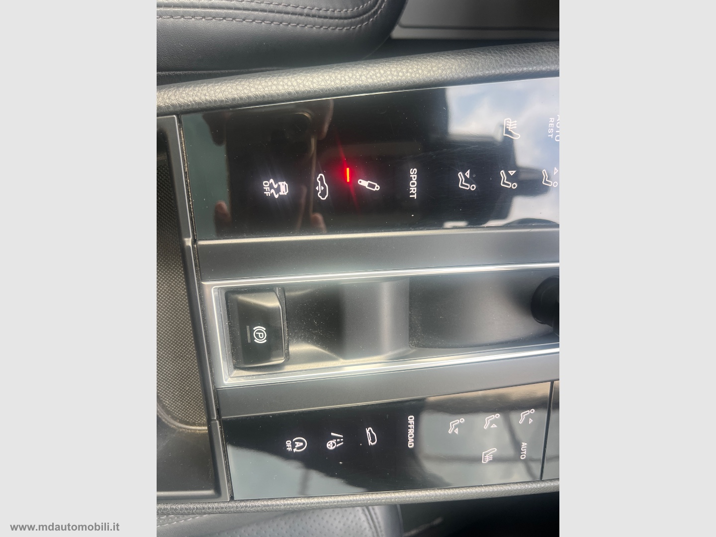 Macan 2.0 TETTO 21 CAMERA FULL - immagine 13