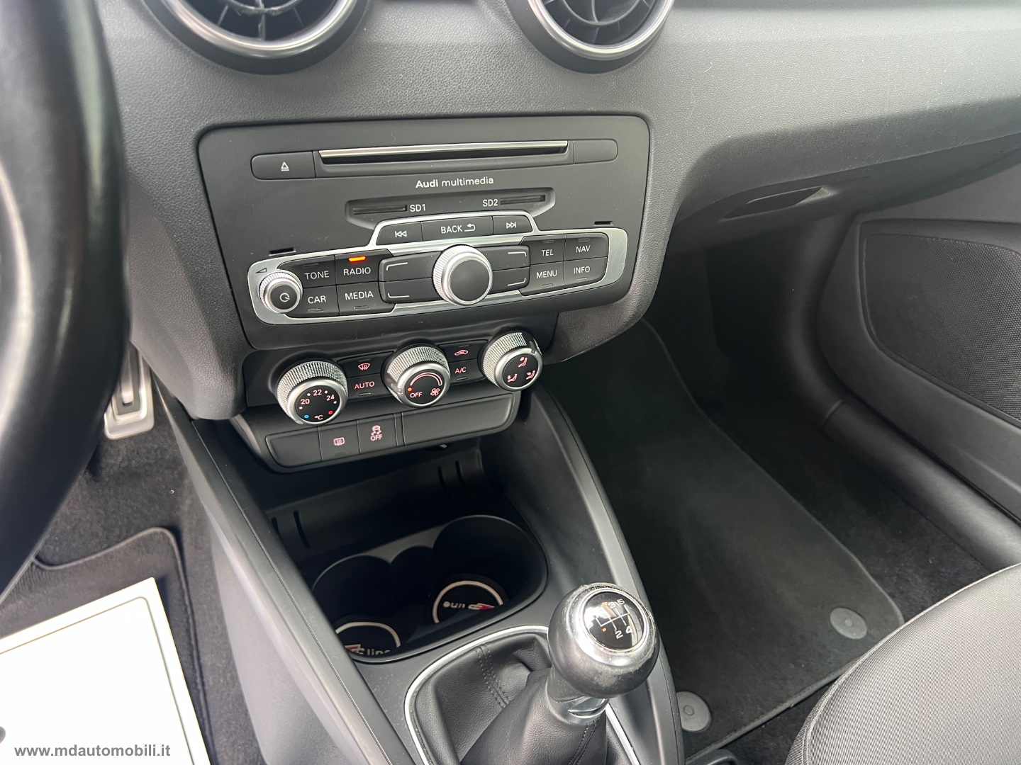 A1 1.0 82CV TFSI Admired S-LINE CERCHI 17 - immagine 13
