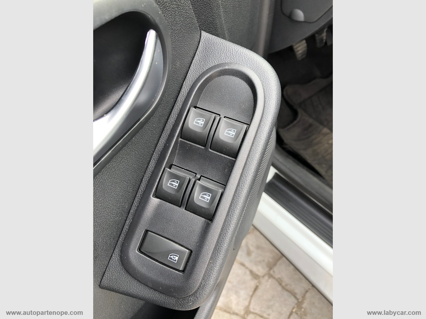 Duster 1.6 115CV S&S 4x2 GPL SL Bl.Shad. - immagine 13