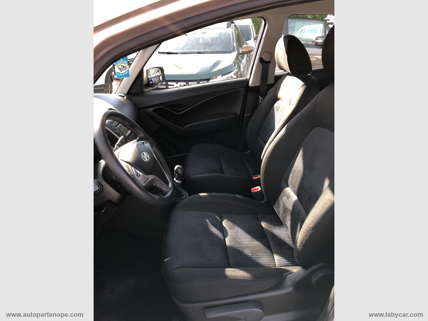 ix20 1.4 90 CV Econext Comfort - immagine 13