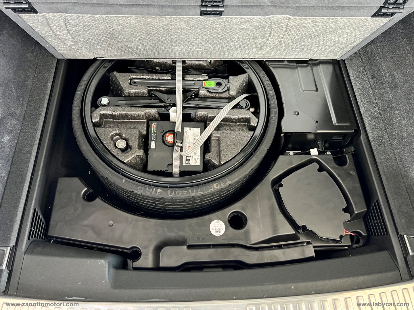 Q8 50 TDI 286 CV quattro tiptronic Sport - immagine 13