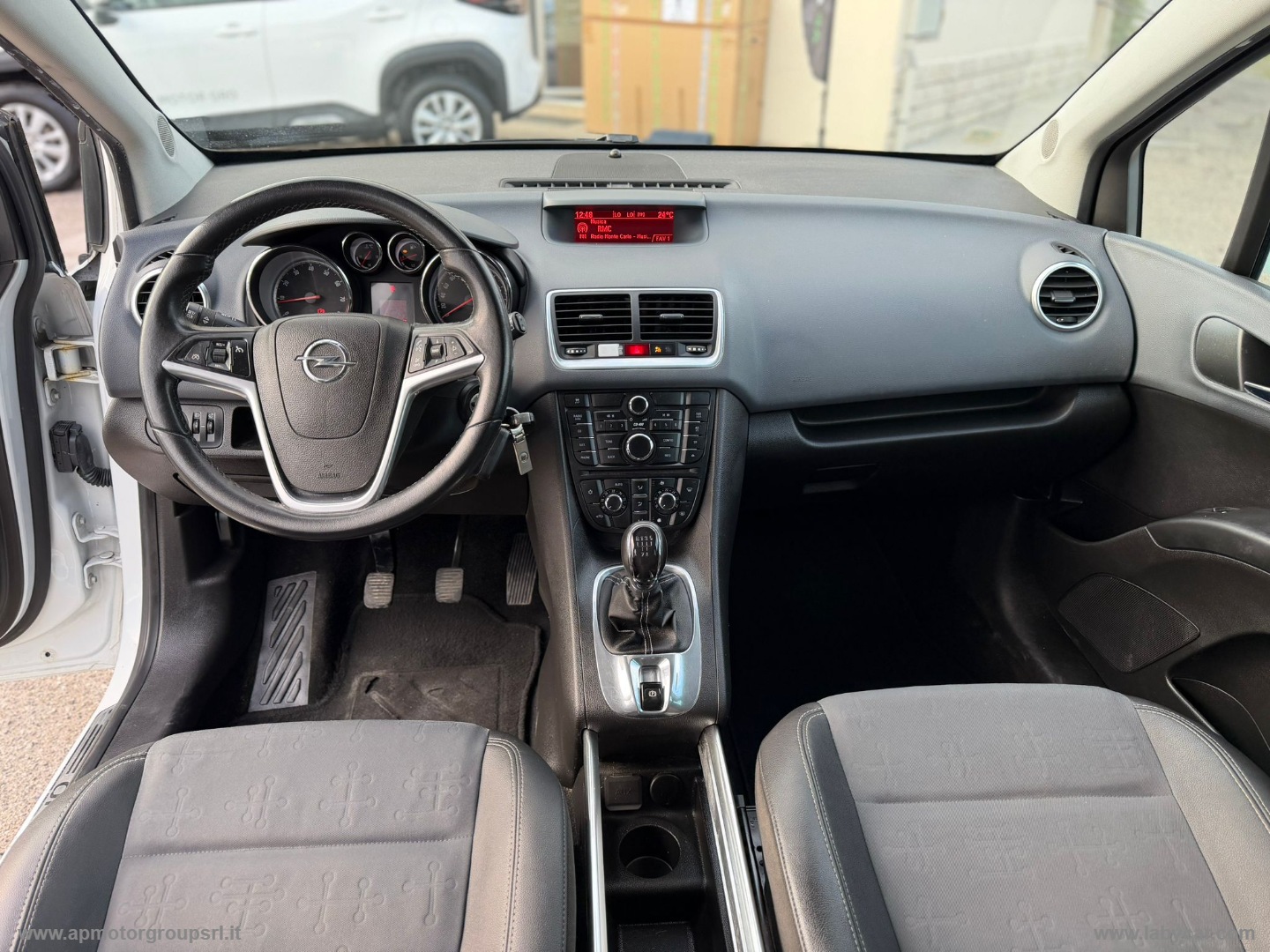 Meriva 1.4 T 120 CV Cosmo - immagine 13