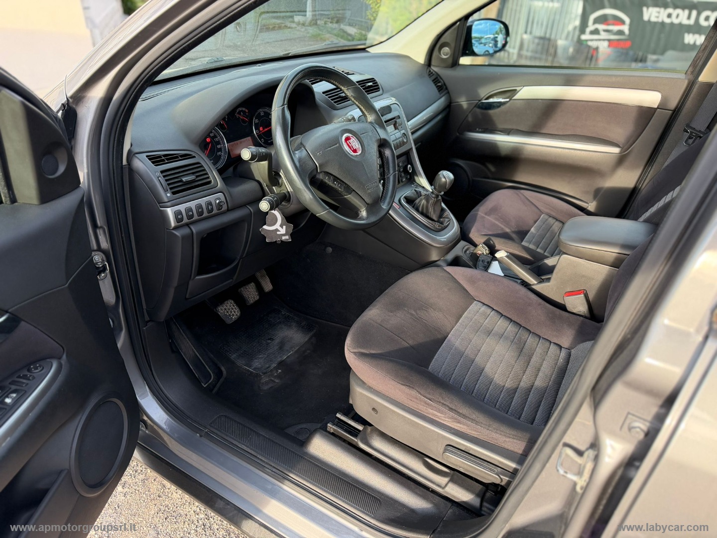 Croma 1.9 MJT Emotion - immagine 13