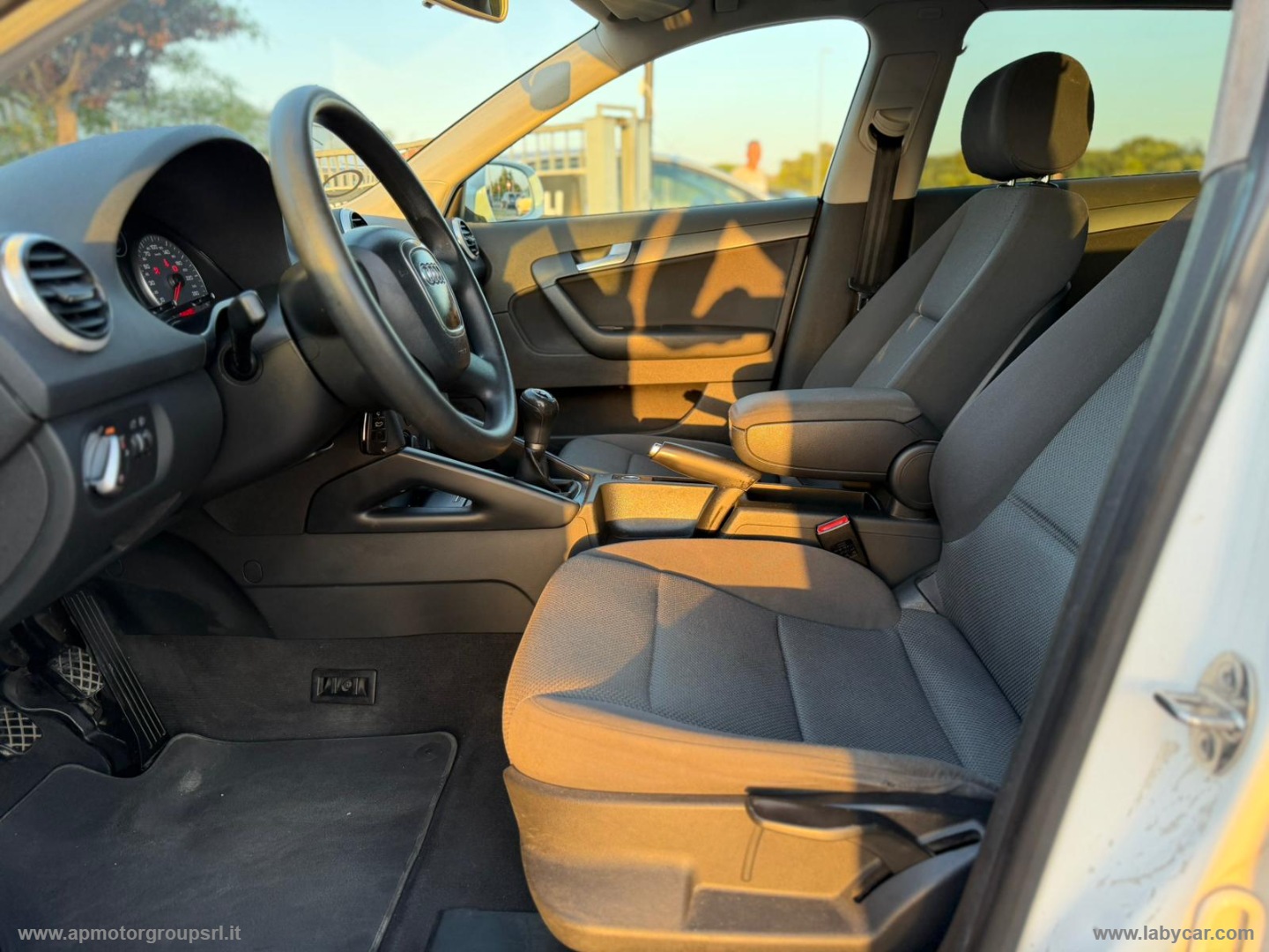 A3 1.6 TDI 90 CV CR FAP Ambiente - immagine 13
