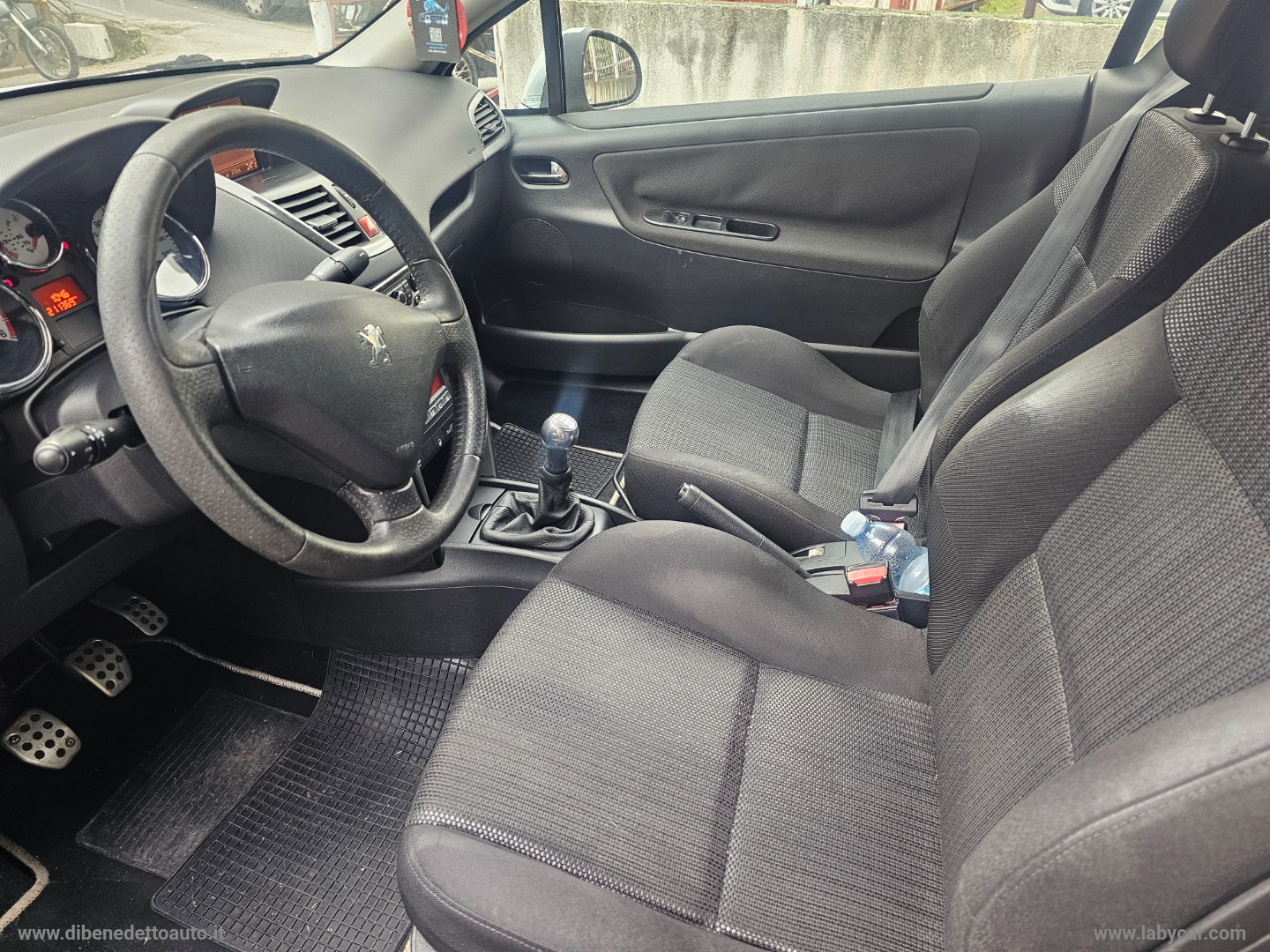 207 1.6 8V HDi 112 CV CC Tecno - immagine 13