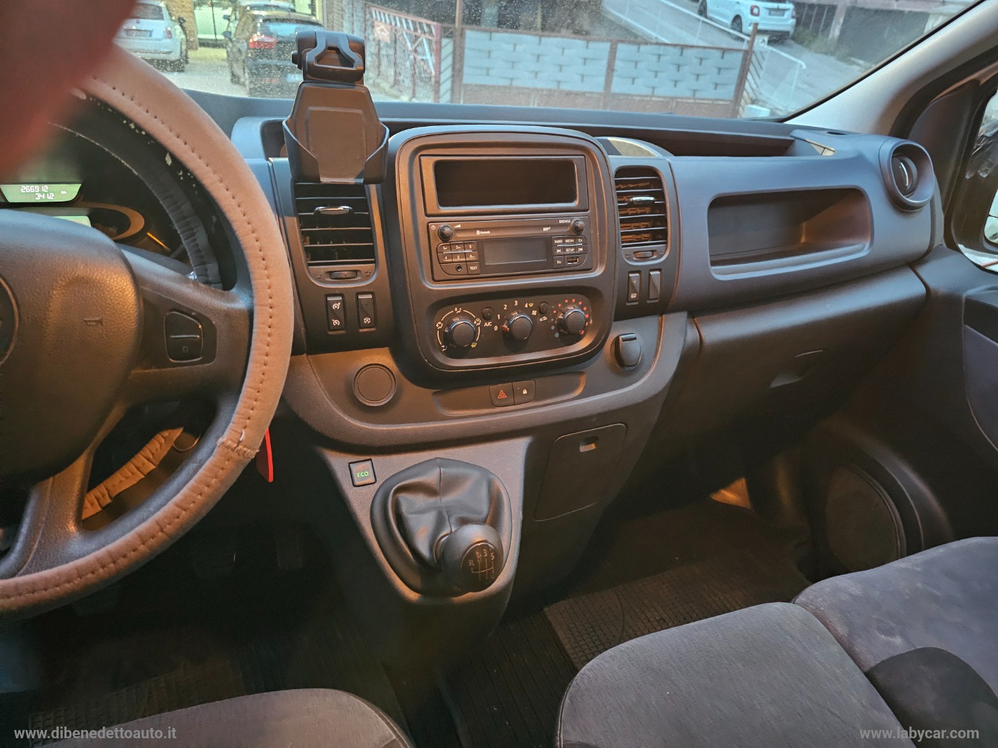 Vivaro 29 1.6 BiT. EcoF. PC-TN Furg. Ed. - immagine 13