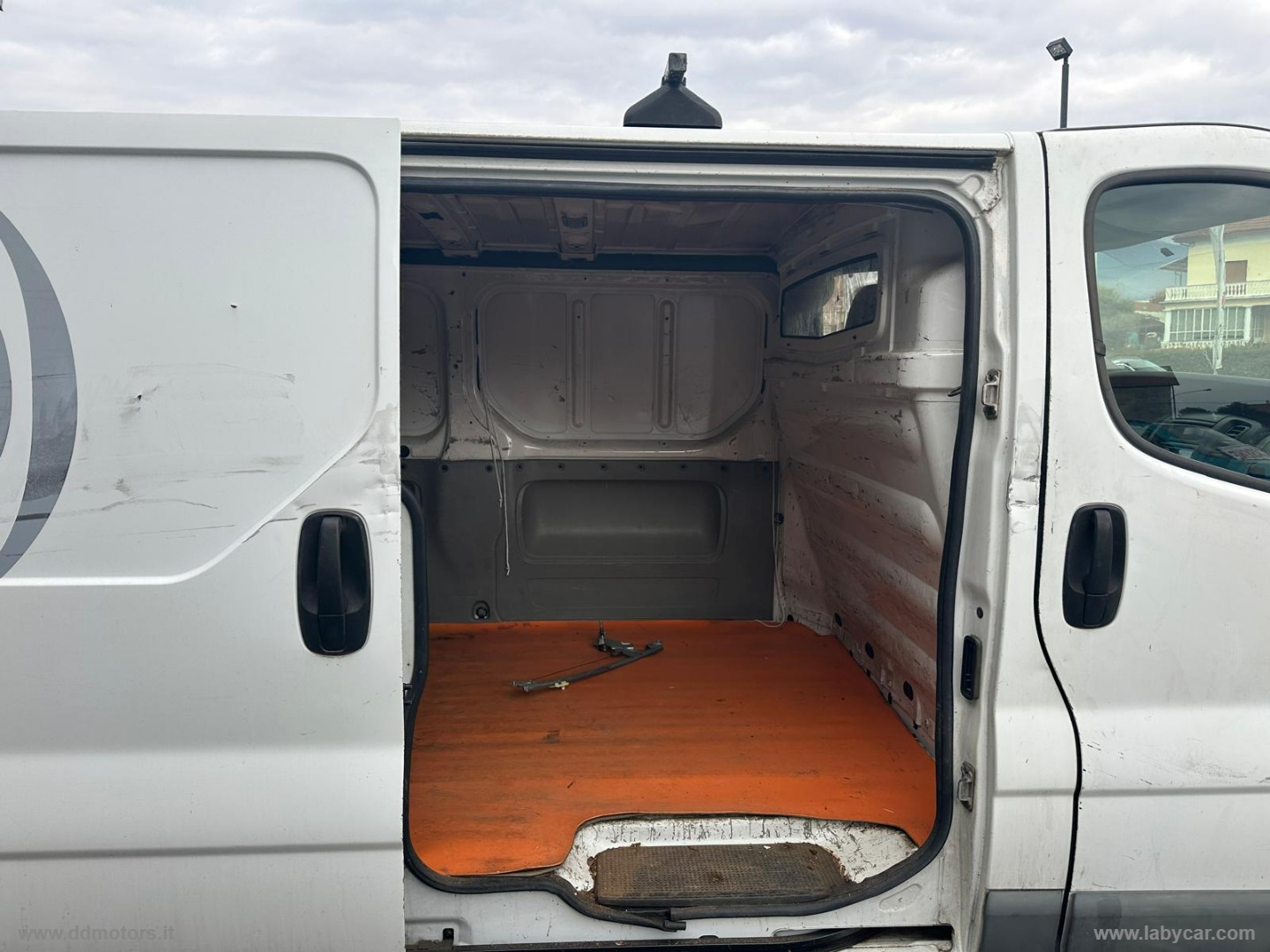 Trafic T27 1.9dCi/100PC-TN Combi Confort OCCASIONE - immagine 13