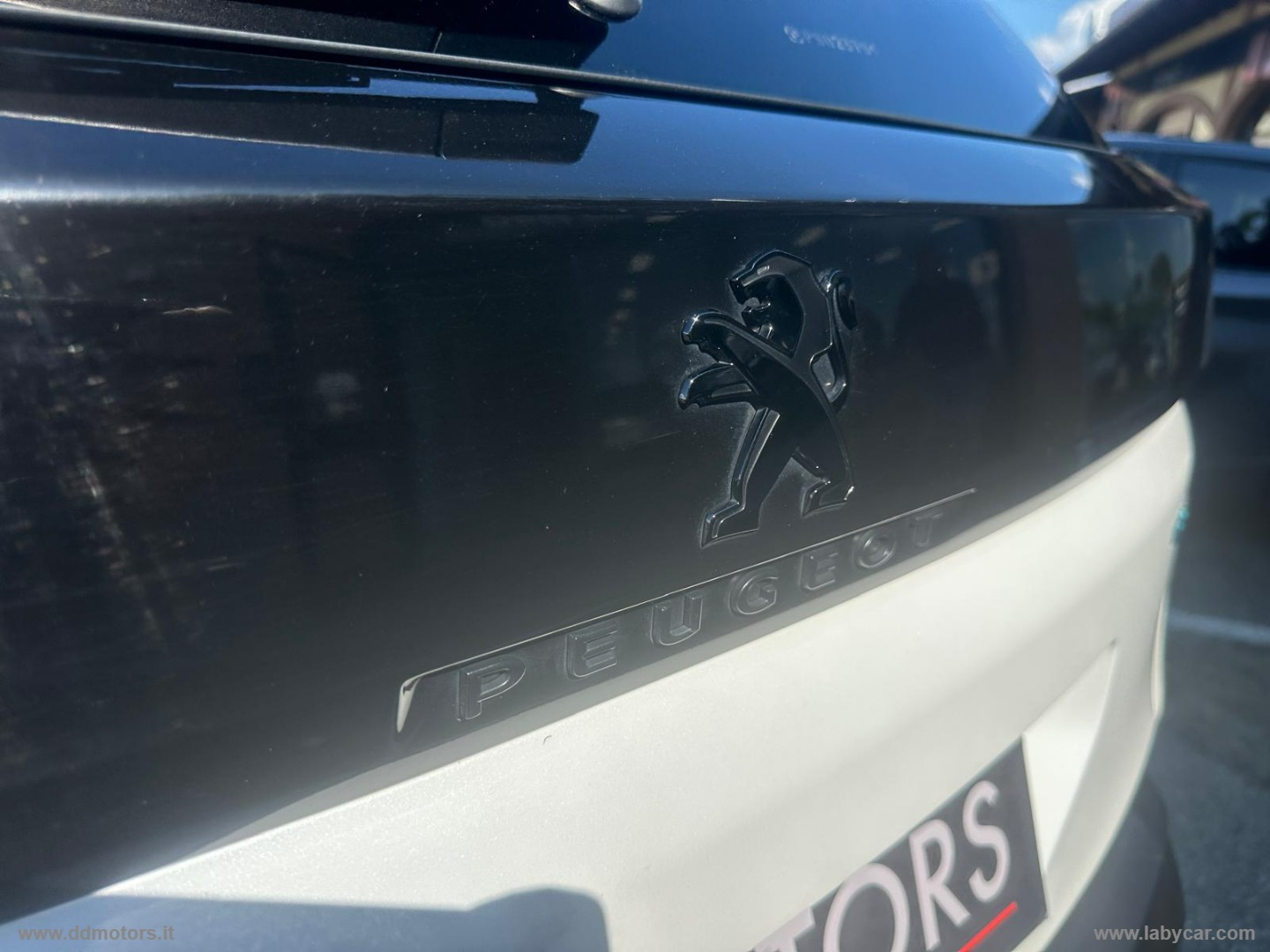 3008 Hybrid 225 e-EAT8 GT GT PACK - immagine 13
