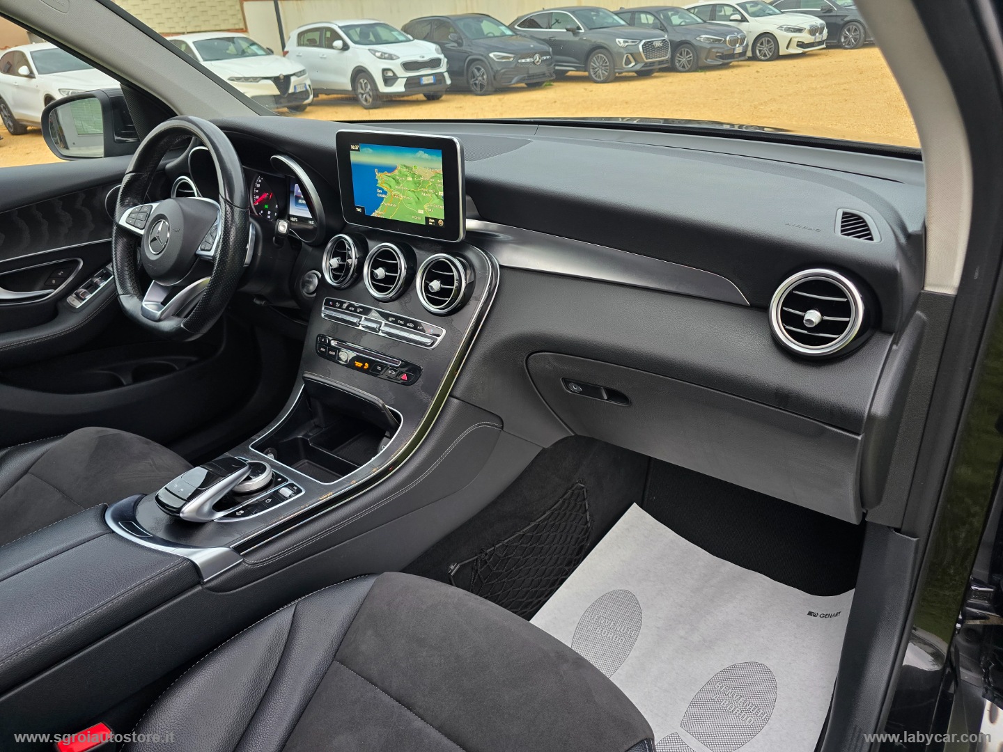 GLC 250 d 4Matic Premium TETTUCCIO - immagine 13