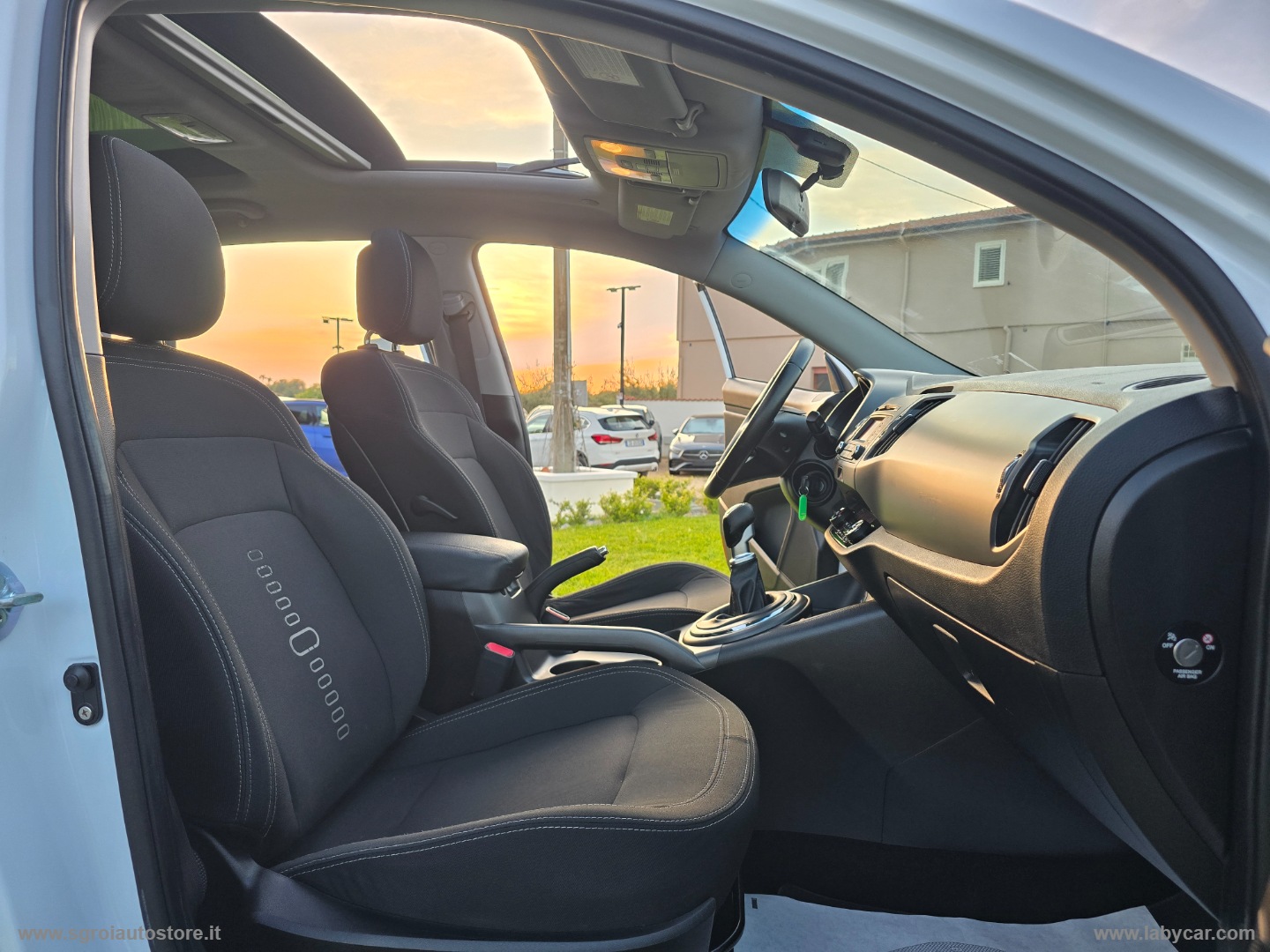 Sportage 1.7 CRDI 2WD Class TETTO PANORAMICO APRIBILE - immagine 13