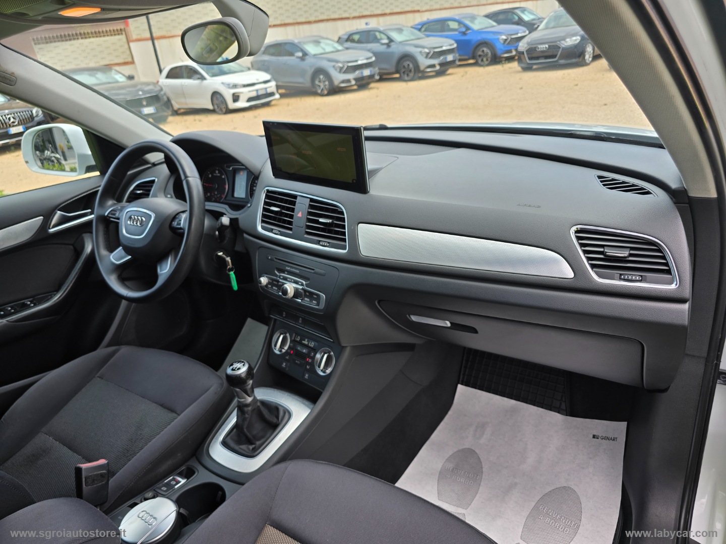 Q3 2.0 TDI Business - immagine 13