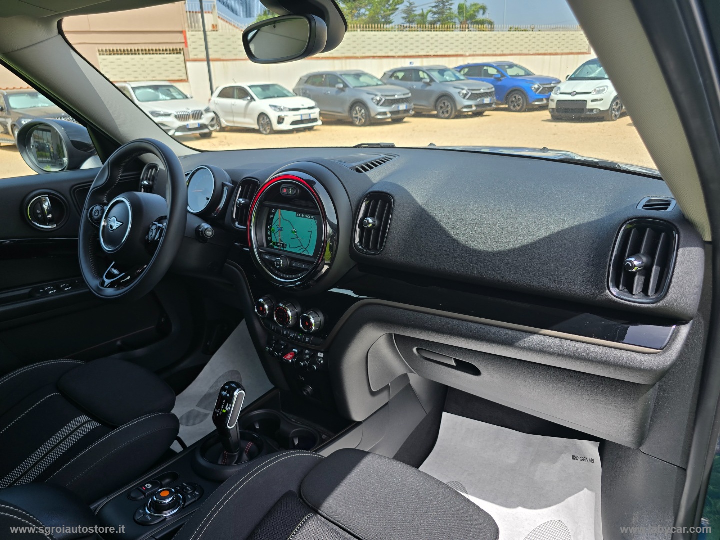 Mini Cooper SD Hype Countryman ALL4 Aut. - immagine 13
