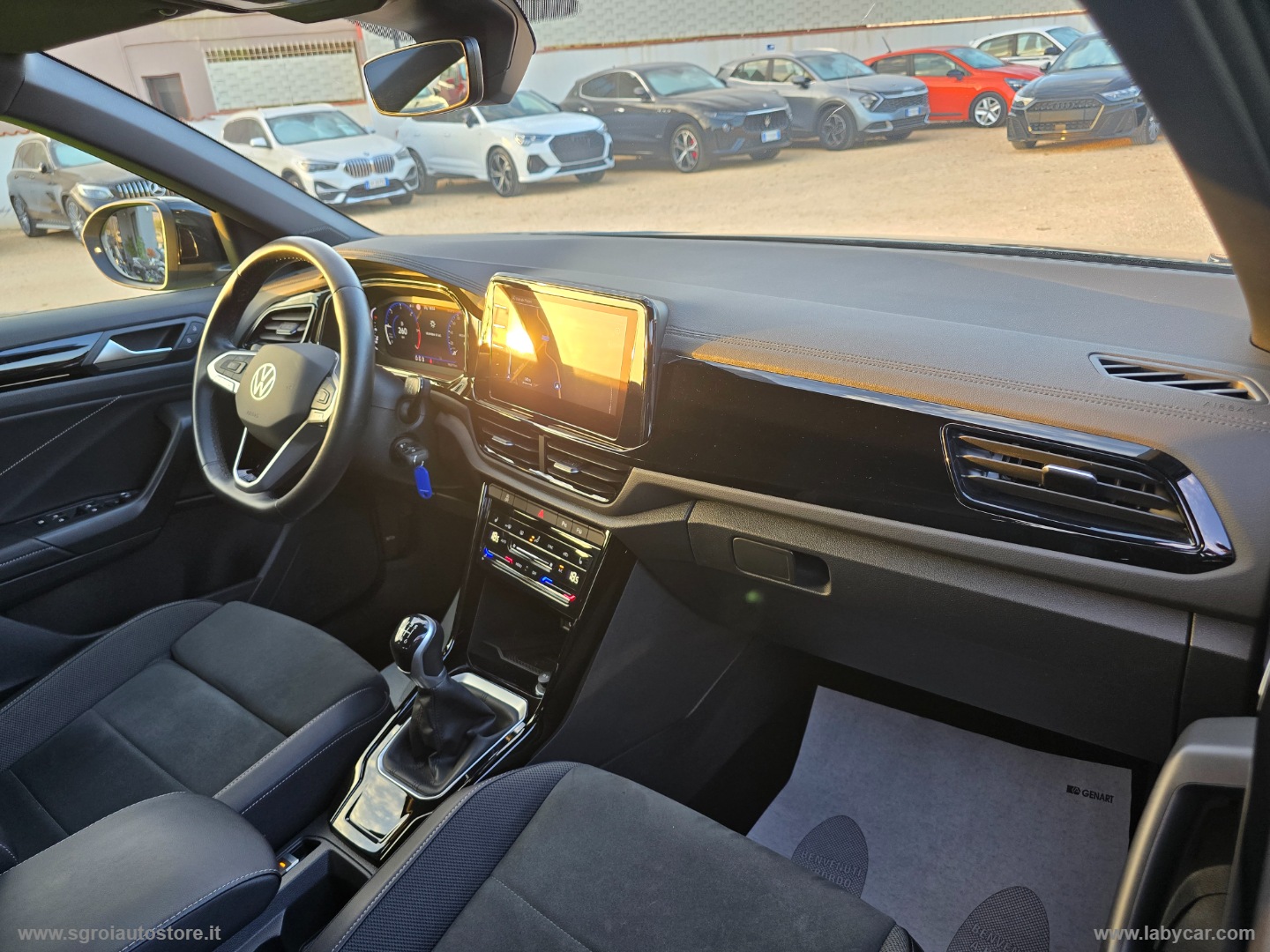 T-Roc 2.0 TDI SCR Style - immagine 13