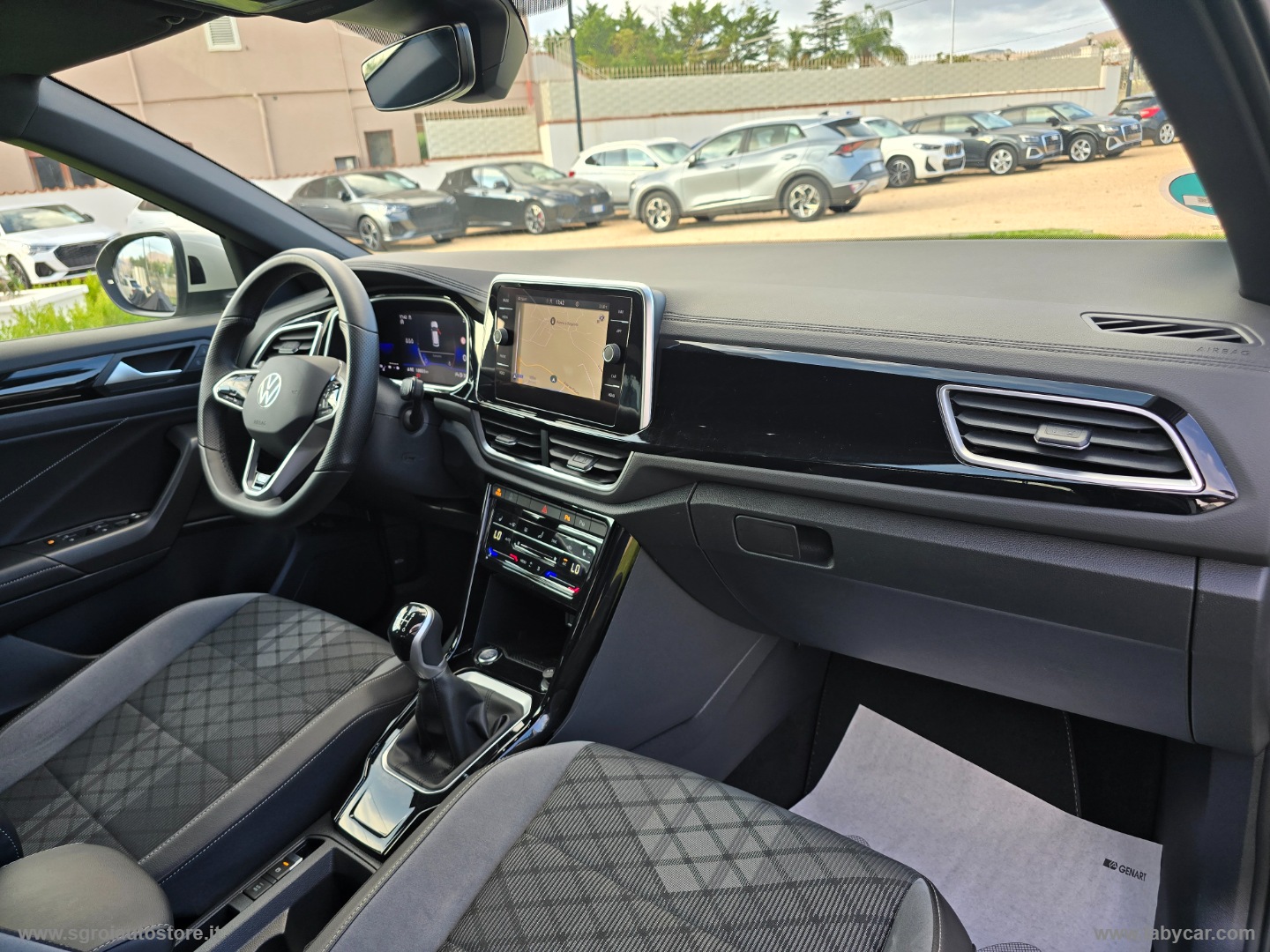 T-Roc 2.0 TDI SCR R-Line - immagine 13