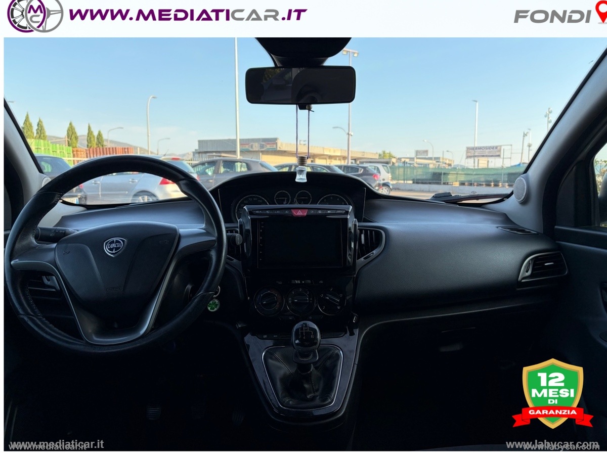 Ypsilon 0.9 T.Air 85 CV 5p. S&S Silver - immagine 13