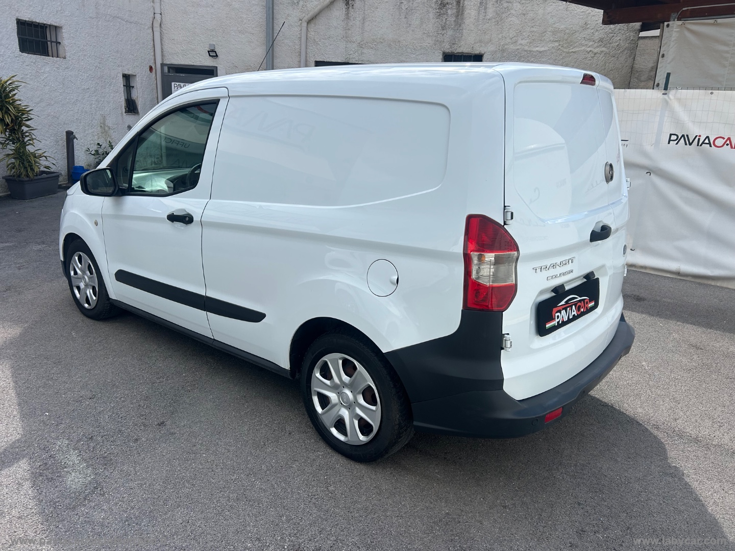 Transit Courier 1.5 TDCi 75CV Van Trend - immagine 13
