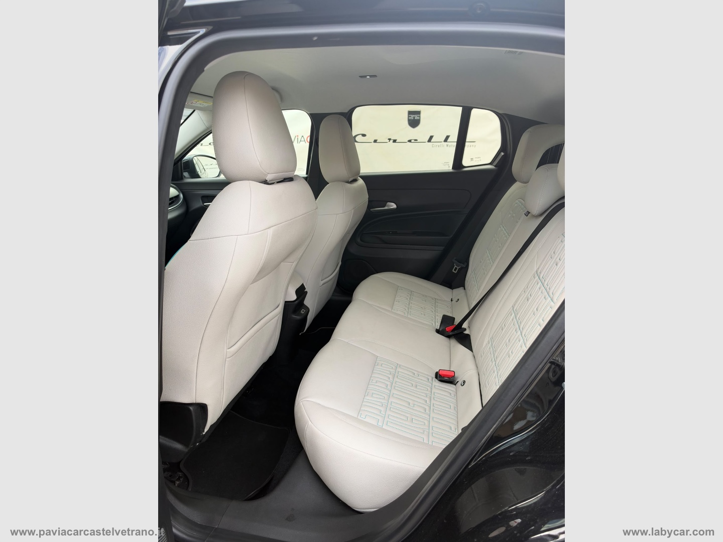 600 Hybrid 110 CV DCT MHEV La Prima - immagine 13
