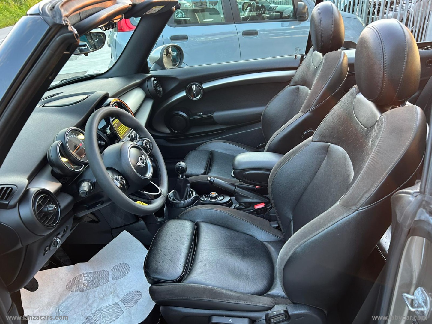 Mini Cooper D Cabrio - immagine 13