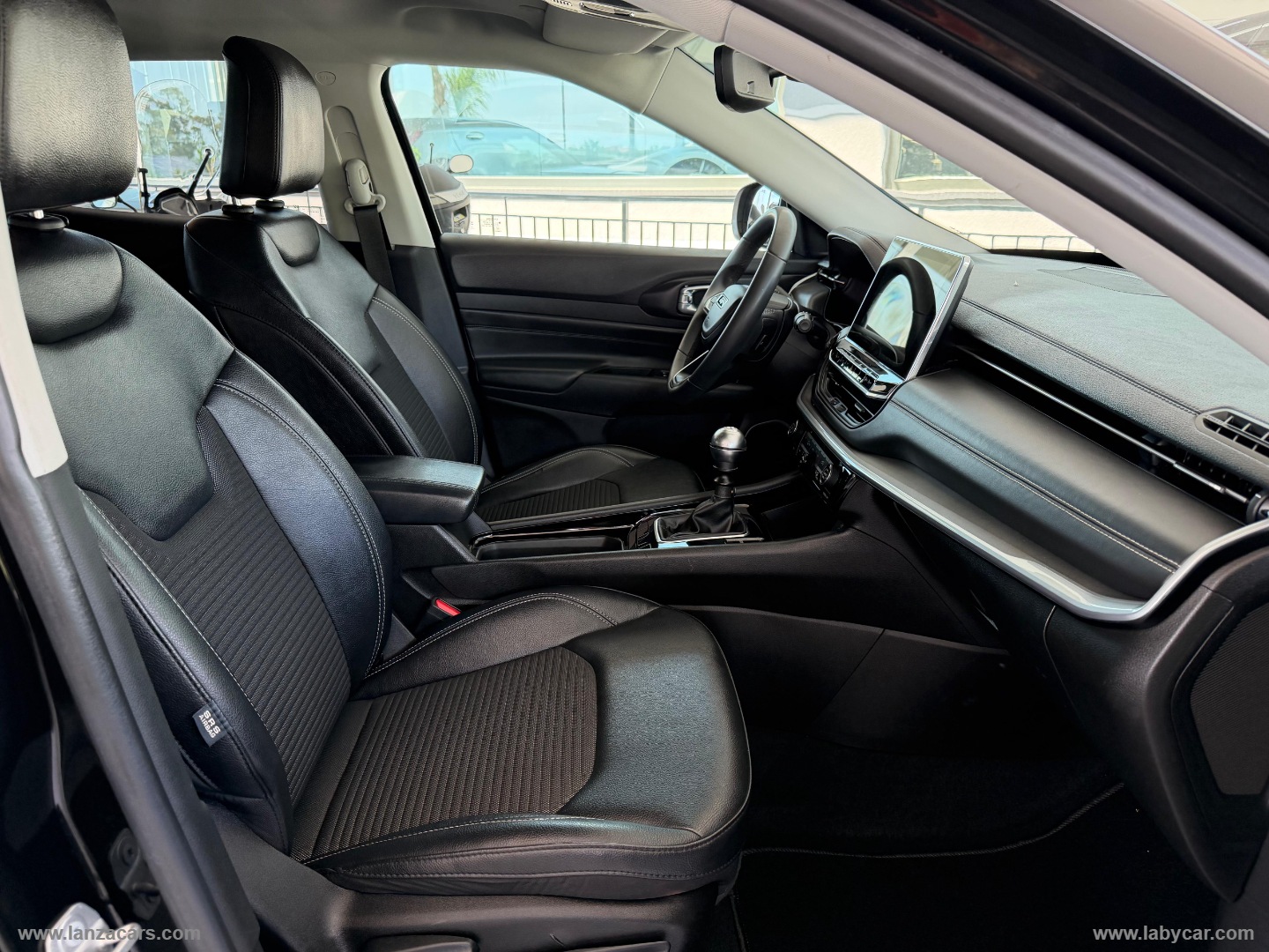 Compass 1.6 Mjt II 2WD Limited - immagine 13