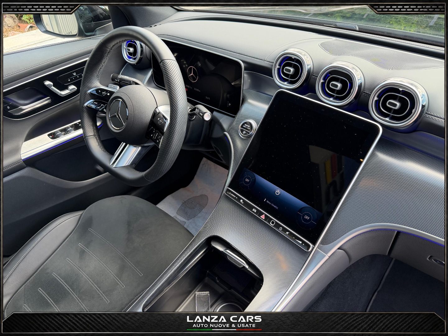 GLC 220 d 4Matic AMG Line Premium Plus - immagine 13