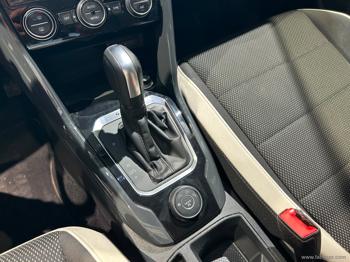 T-Roc 2.0 TDI 150 CV DSG Sport BMT - immagine 13