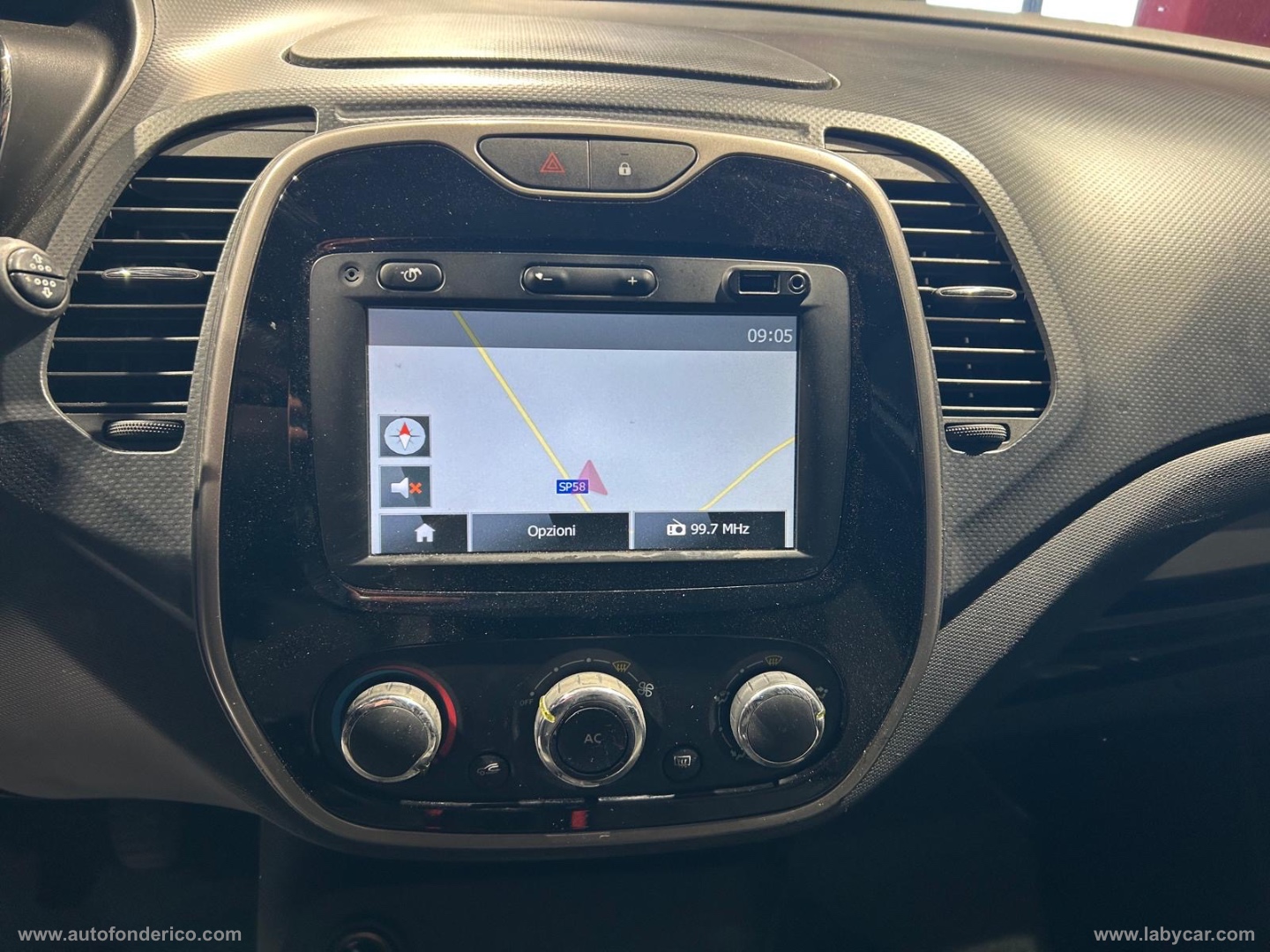 Captur 1.5 dCi 8V 90 CV S&S Ener. R-Link - immagine 13