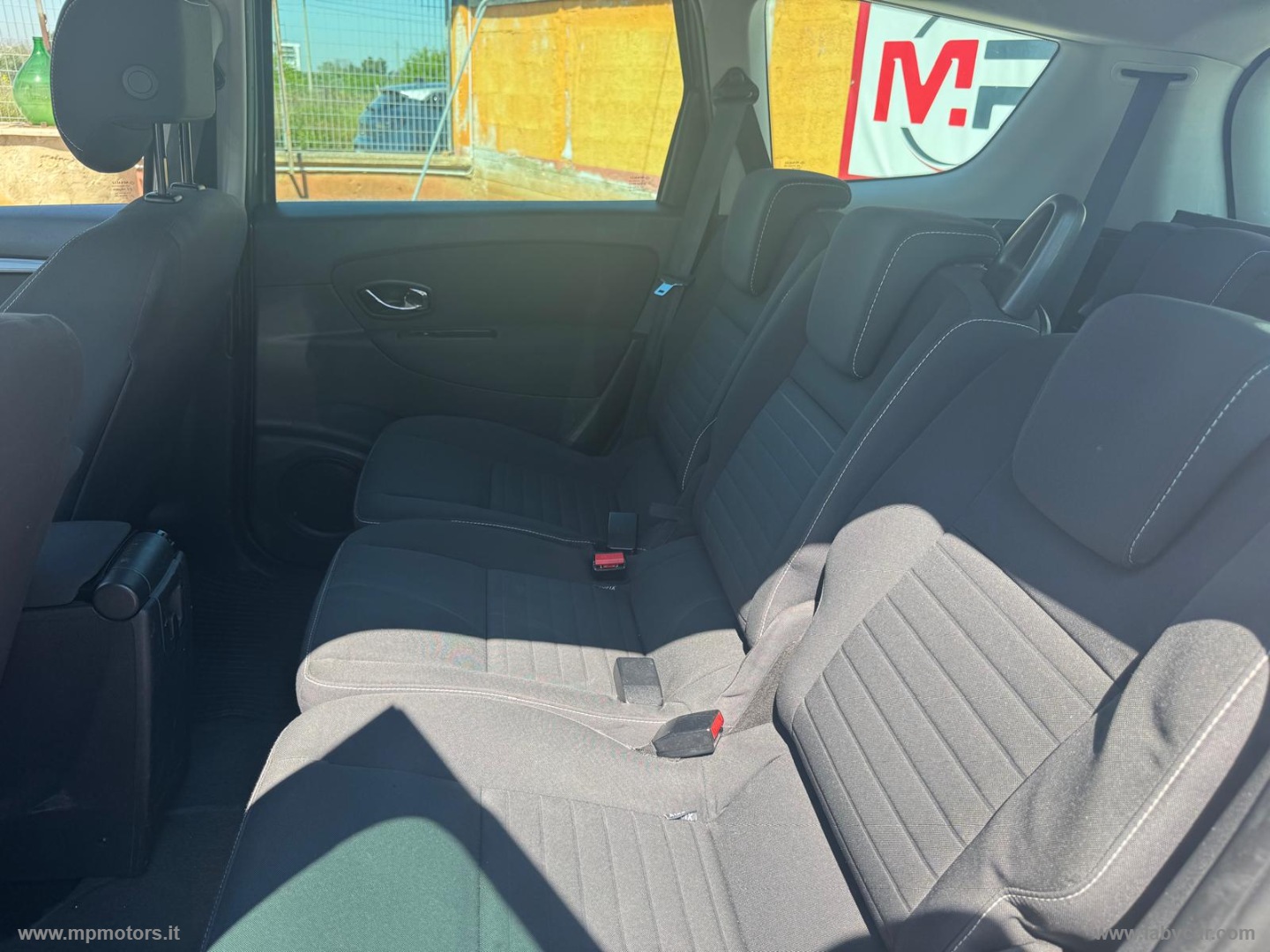 SCENIC LIMITED 7 POSTI 1.5 dCi 110CV - immagine 13