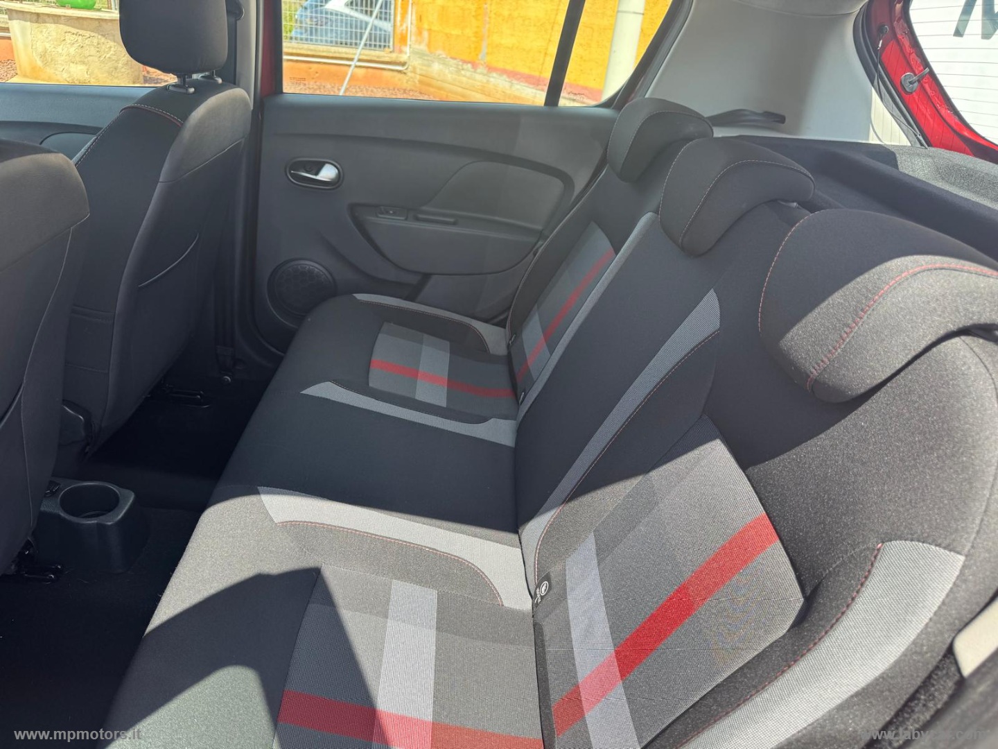SANDERO STEPWAY TECHROAD 0.9 TCe GPL 90CV - immagine 13