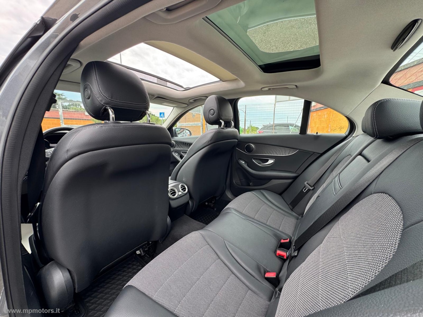 C 350 E PREMIUM 2.0 211CV HYBRID - immagine 13