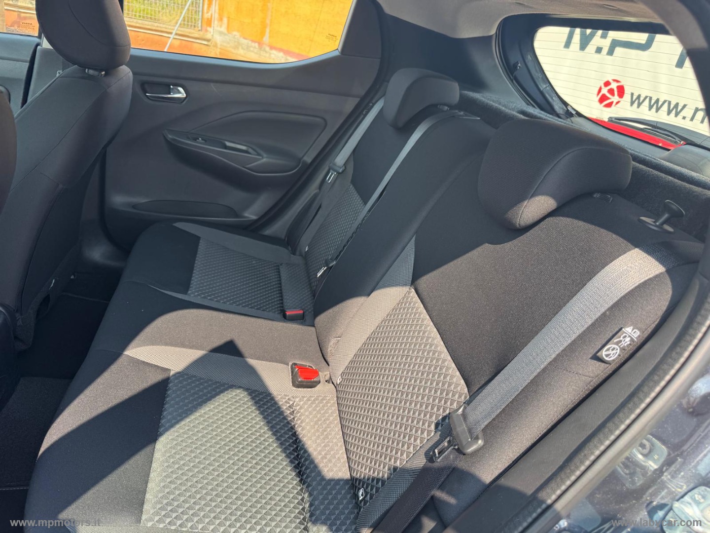 MICRA 1.0 92CV ACENTA AUTOMATICA - immagine 13