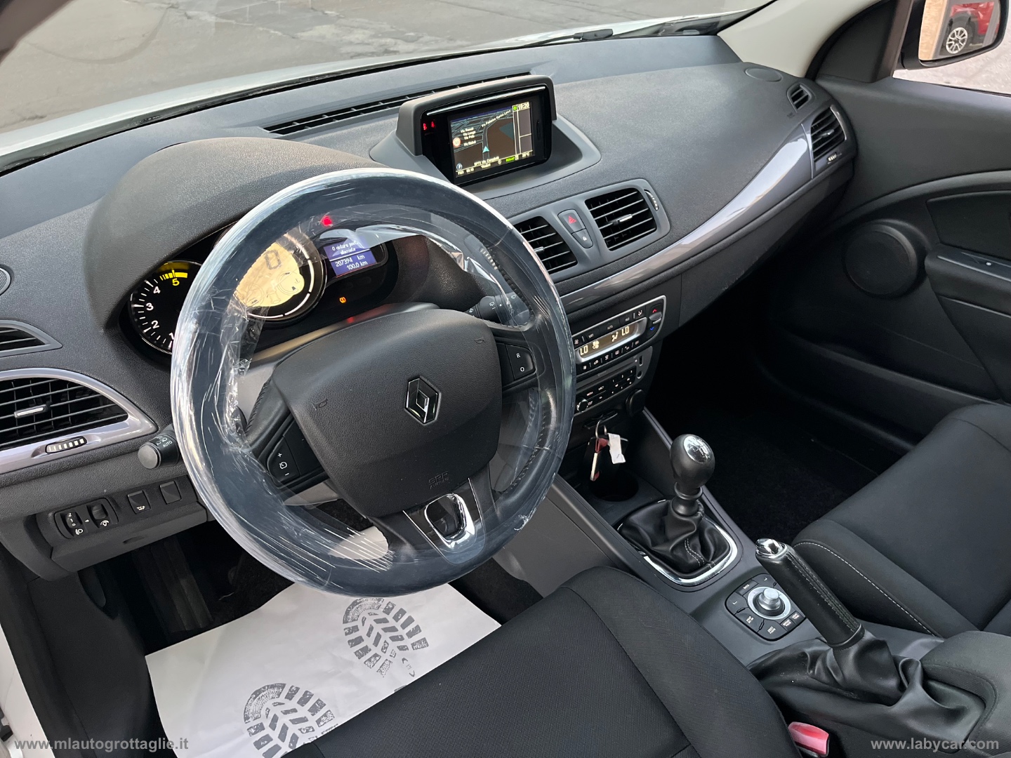 Mégane 1.5 dCi 110 CV SporTour Limited - immagine 13