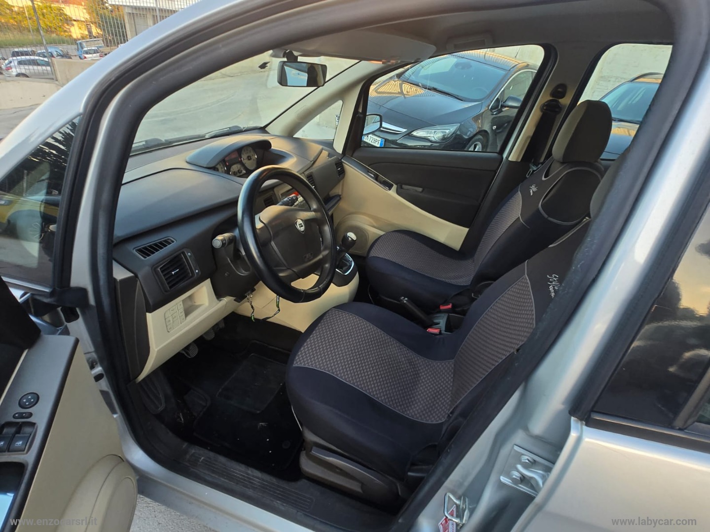 Musa 1.3 MJT 16V 90 CV Oro - immagine 13