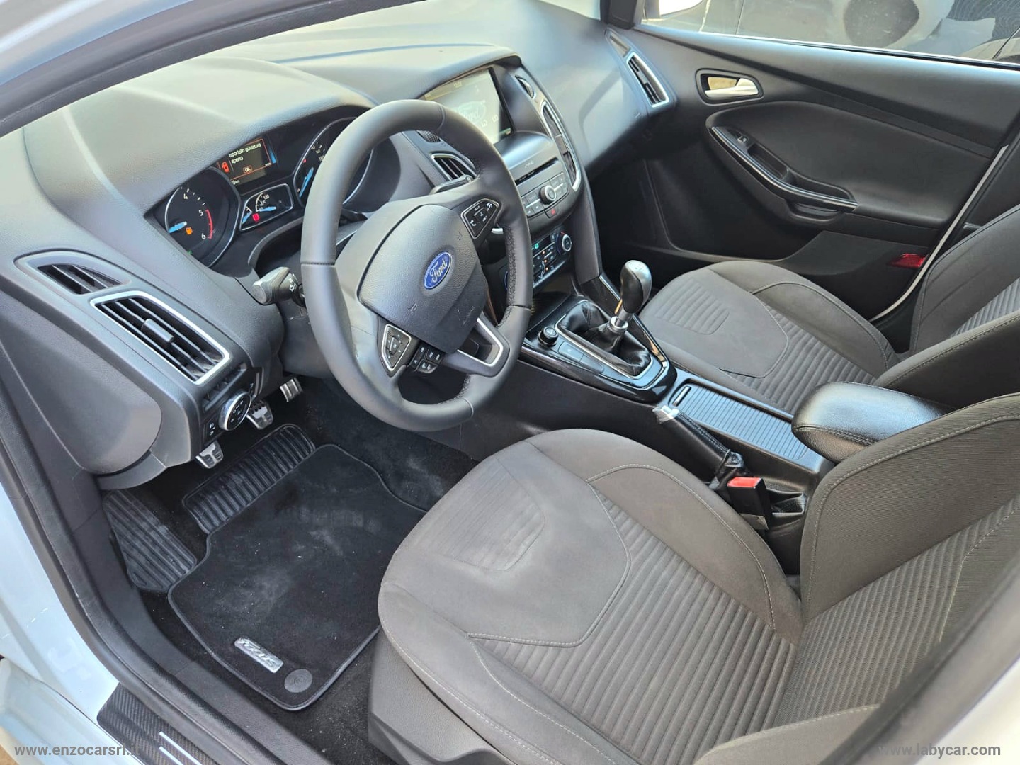 Focus 1.5 TDCi 120 CV S&S ST Line - immagine 13