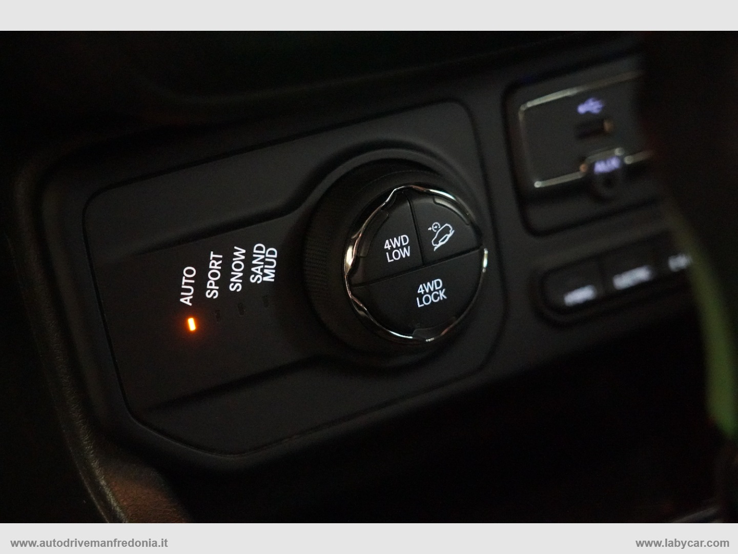 Renegade 1.3 T4 PHEV 4xe Limited - immagine 13