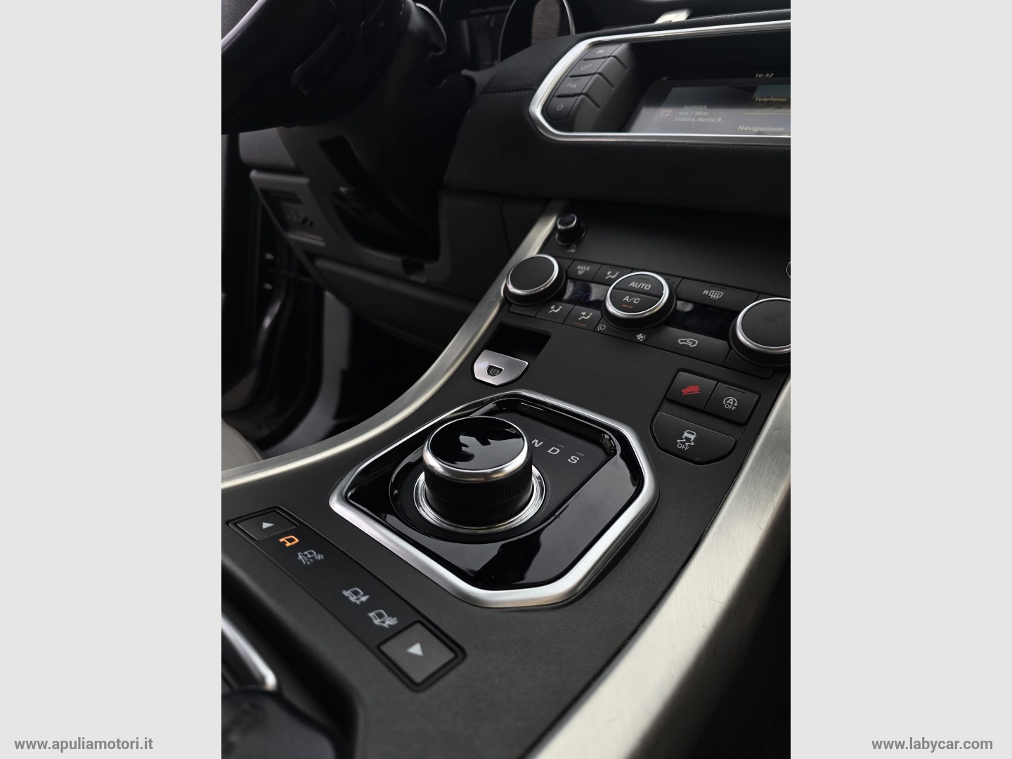 RR Evoque 2.0 TD4 150 CV 5p. Bs Ed. Pure - immagine 13