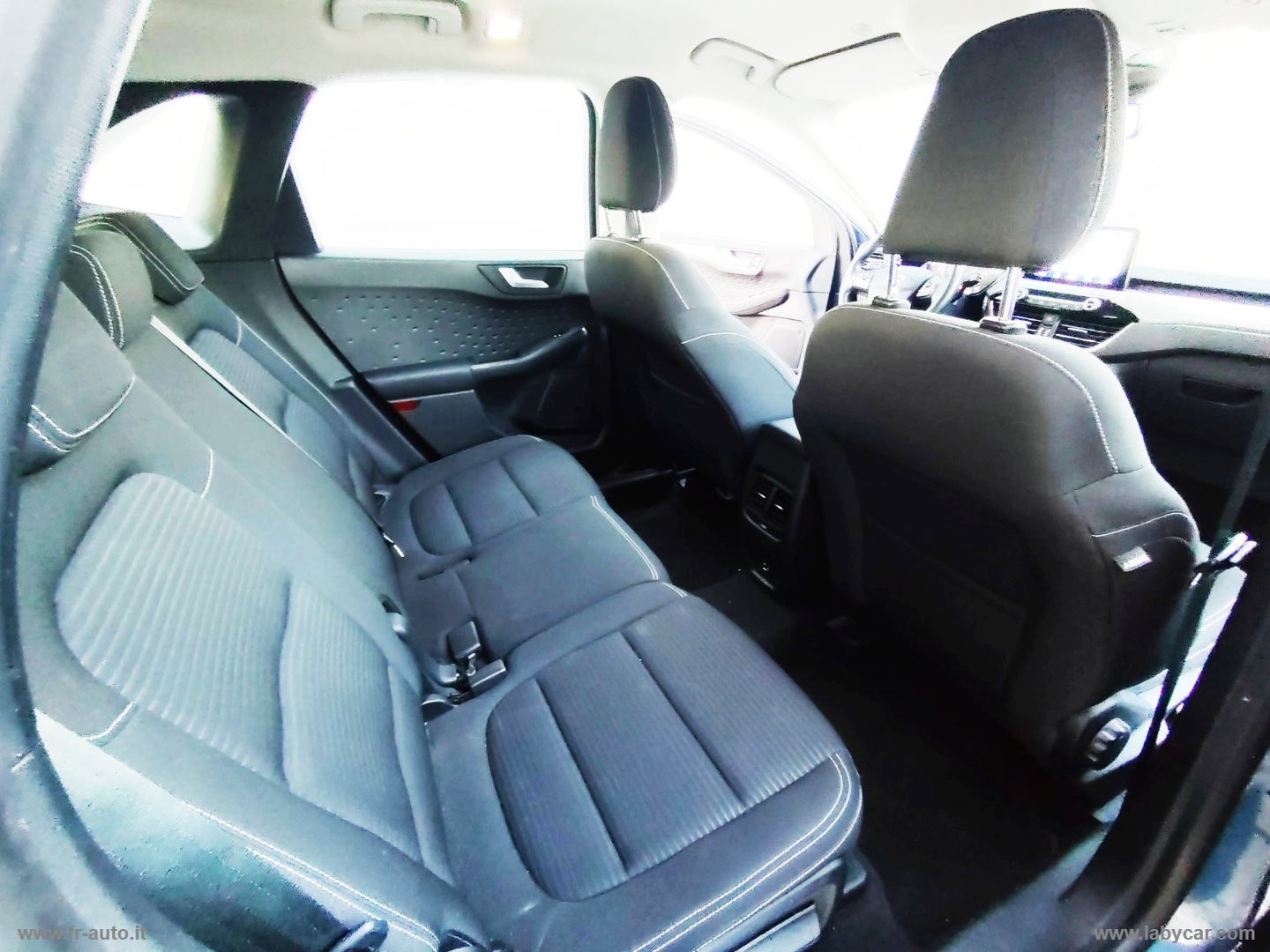 Kuga 1.5 EcoBl. 120CV aut. 2WD ST-Line X - immagine 13