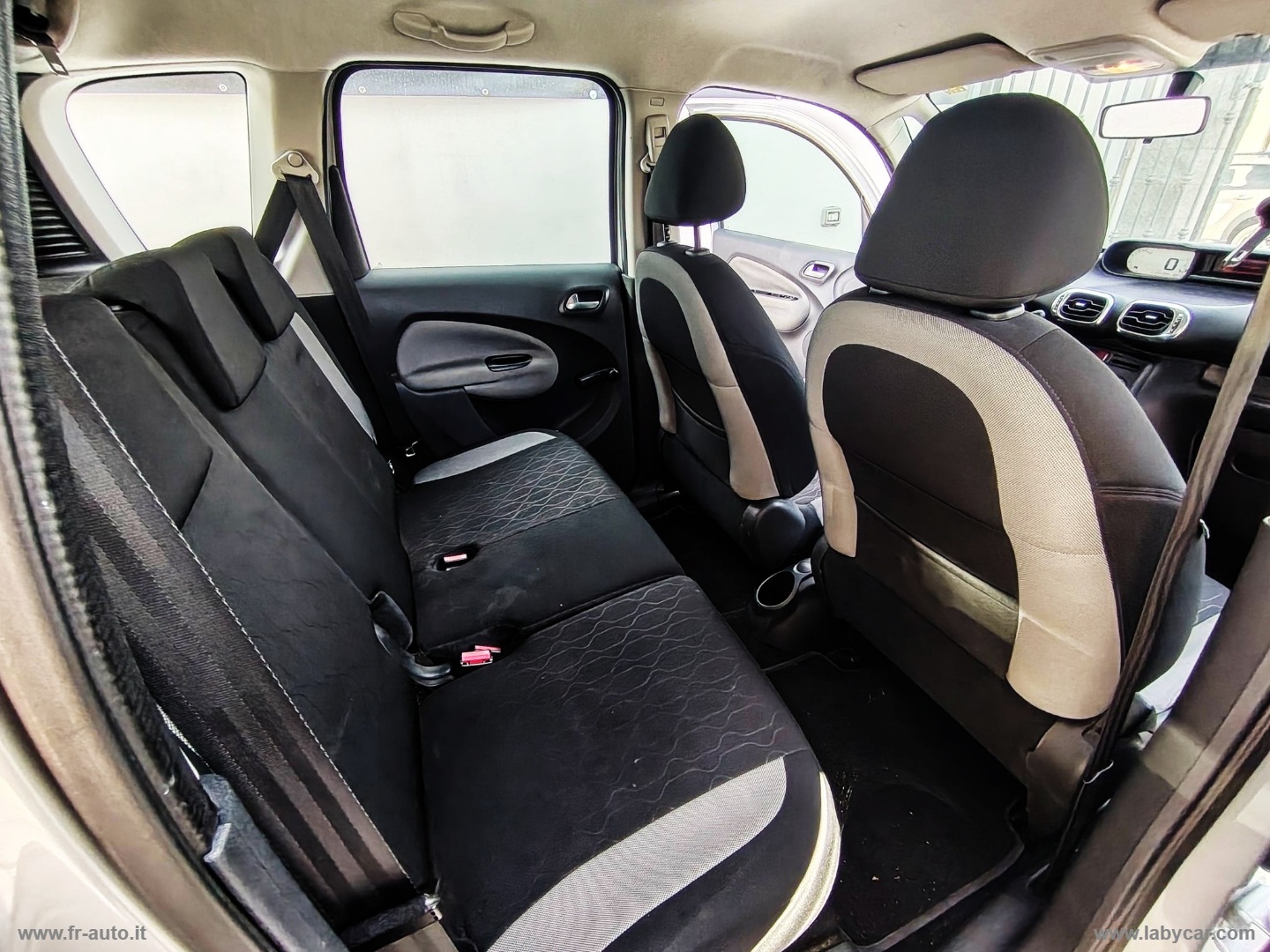 C3 Picasso 1.6 HDi 90 Exclus. Limited 2 - immagine 13
